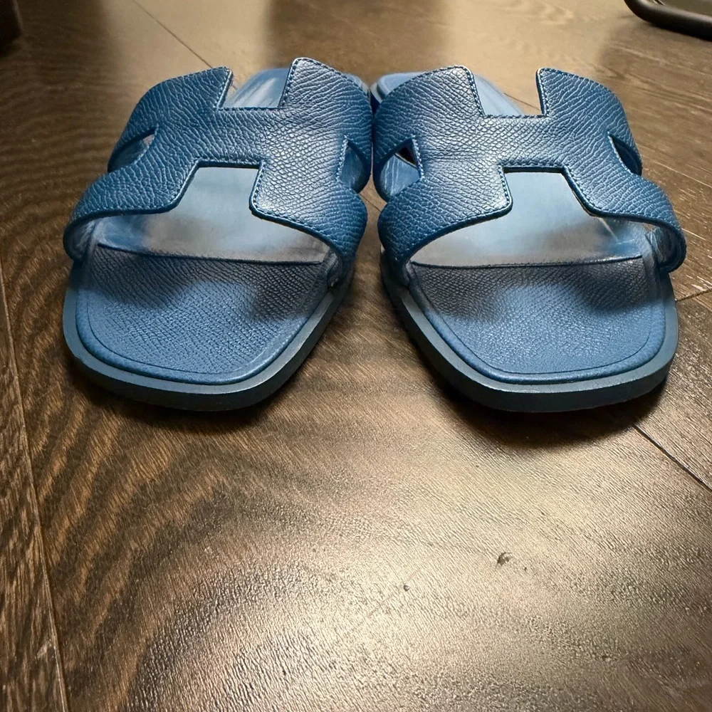 Hermes Blue Oran Sandal 100% Authentic - Picture 2 of 8